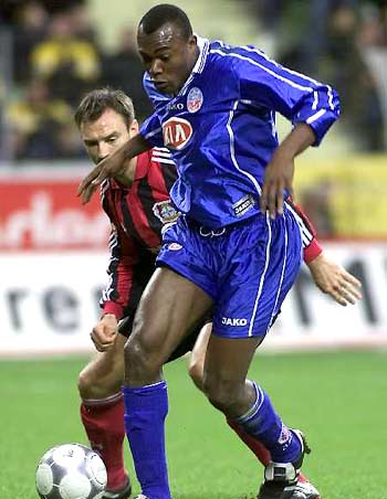 较此前两年 较此前两年